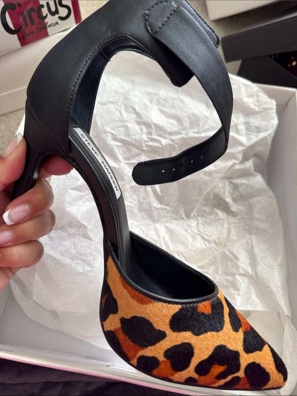 Steve Madden Black Leather Ankle-Strap Pump with Leopard Print Toe